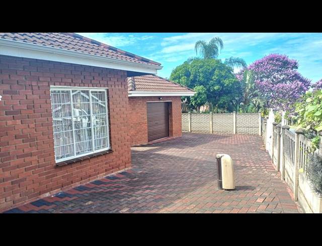 3 BEDROOM HOUSE FOR SALE IN BELFORT ESTATE